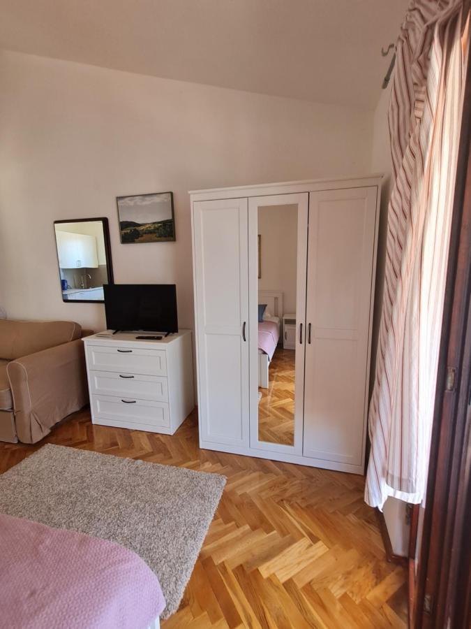 Apartments Apartmani Pintar Mimice Extérieur photo