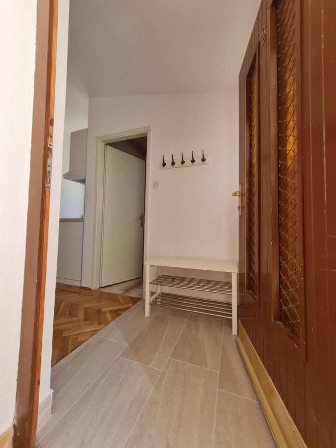 Apartments Apartmani Pintar Mimice Extérieur photo